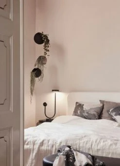 AYTM Globe Hängetopf Ø21x32 Cm, Taupe -Einrichtungsgeschäft aytm globe hanging flowerpot 21x32 cm 10