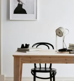 Svejk 13 Tischlampe, Beige/Messing -Einrichtungsgeschäft co bankeryd svejk 13 tischlampe 3