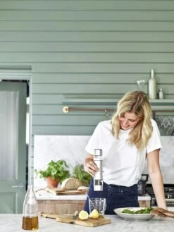 Cuisinart Gewürzmühle Silber -Einrichtungsgeschäft cuisinart seasoning mill steel 3