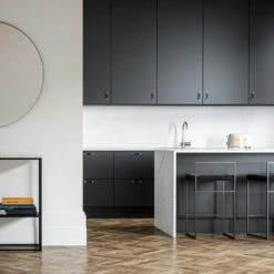 Barhocker Mit Rückenlehne 80 Cm, Schwarz / Schwarz Samt -Einrichtungsgeschäft department barhocker niedrig hoch ruckenlehne 70