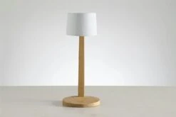 Gaia Tischlampe Tragbar Teakholz, Rubelli Bianco -Einrichtungsgeschäft ethimo gaia table lamp teak 3