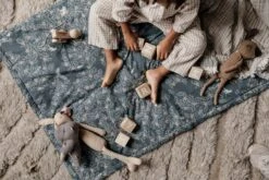 Fauna Forest Gefüllte Decke, 90x120 Cm -Einrichtungsgeschäft garbo friends fauna forest filled blanket 2