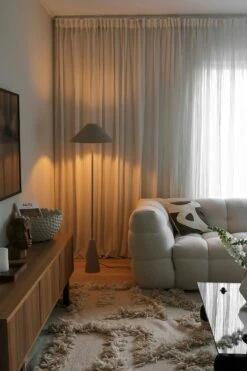 Globen Lighting Cannes Stehlampe, Mud -Einrichtungsgeschäft globen lighting cannes 2