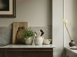 Rörstrand Höganäs Topf 1 L, Sand -Einrichtungsgeschäft rorstrand hoganas ceramics krus sand 1l 3