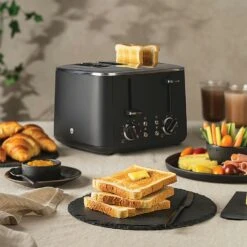 Wilfa Family Toaster, Schwarz -Einrichtungsgeschäft wilfa family brodrost vit to4w 1600 5